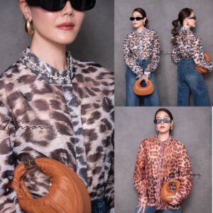 (นางแบบ ใส่ ชุด ขาย) Fierce Gleam Leopard ลายเสือแต่ลุคคือสวยผู้ดีแบบแอบแซ่บ! เสื้อแขนยาวคอจีนแต่งเพชรเบา ๆ เงาแพง ๆ