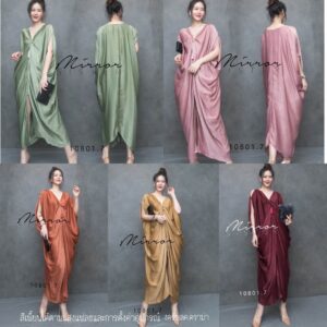 V2 LX Silky Aurora Maxi Dress เดรสทรงหลวม เดรสยาวคอวี เดรสผ้าซิลค์ซาติน เนื้อผ้าสวยเล่นแสง ดีไซน์เก๋