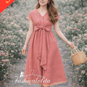 (นางแบบ ใส่ ชุด ขาย) Darlene Betty Embroidered Lace Dress เดรสลูกไม้ฉลุลายดอก สีเฟดพาสเทลหวานละมุน ลุคคุณหนู