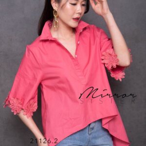 (Last chance) Florence 3D FloweR Shirt เสื้อเชิ้ตหน้าสั้นหลังยาว แต่งดอกไม้นูน 3มิติ น่ารักที่ปลายแขน ด้านหลังผ่าแหวก