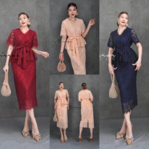 Lace Set Neatly Complete Look สวยออกงานได้ ชุดเซ็ตลูกไม้ เซ็ตเสื้อกระโปรงลูกไม้ เสื้อแขนสั้นคอวีชายปล่อยระบาย