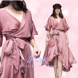 (PROMOTION) SatiN X Bow Waist PartY DreSS เดรสซาติน เดรสทรงป้าย เดรสอกไขว้ คอวี มีสายสอดผูกโบว์ช่วงเอว