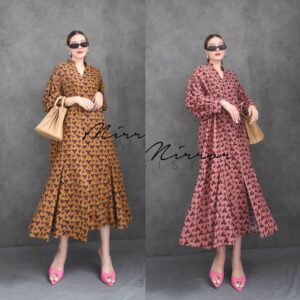 (NEWspecialPrice) (นางแบบ ใส่ ชุด ขาย) v2 In Lucky Clover FLoRAL DReSS เดรสทรงหลวม ชายหางปลา นิดๆต่อผ้าทรงสวย