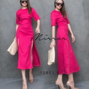 ZaapZa ChiC SmarT Dress เดรสแซ่บ เดรสสวยกรุบเดรสเข้ารูป ตีเกร็ดหน้าหลังเข้ารูปสวย ด้านหน้าผ่าสองข้าง เพิ่มความแซ่บกรุบ