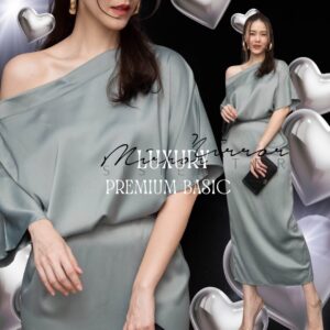 V2 LX.SatiN ClaSSy Maxi dresS เดรสซาติน ทรงหลวม เรียบเก๋คลาสสิก ดึงไหล่ให้ตกได้เก๋ๆ มีโบว์ผูกเอว